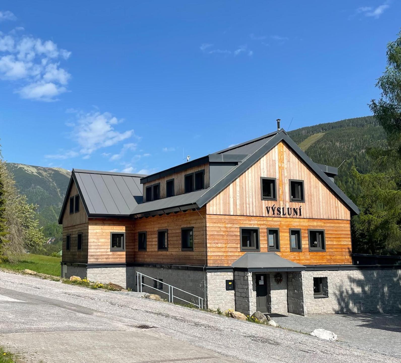 Hotel Výsluní Spindleruv Mlyn Exterior foto